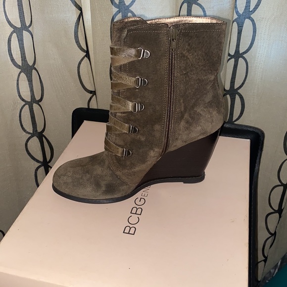 BCBGeneration Boots - Picture 6 of 6